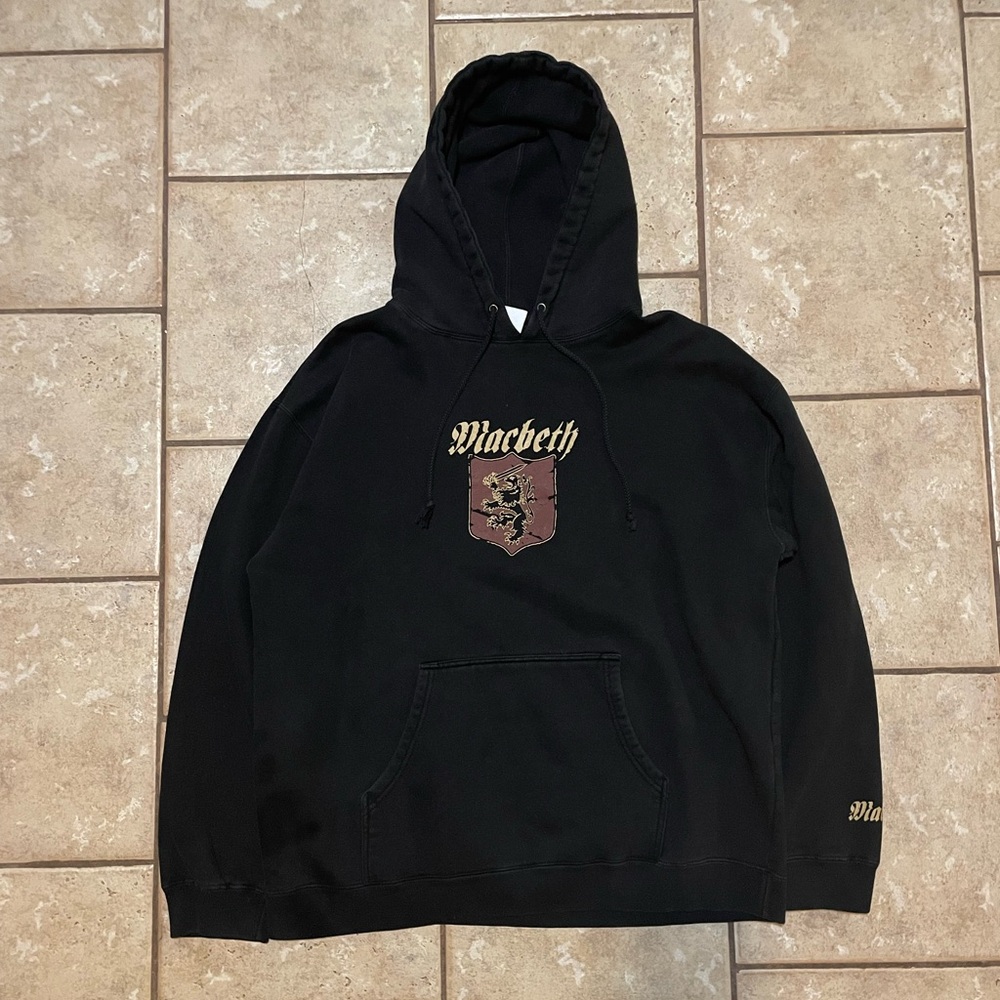 Early 2000s hoodie from the band Blink-182.
Tom DeLonge and Mark Hoppus